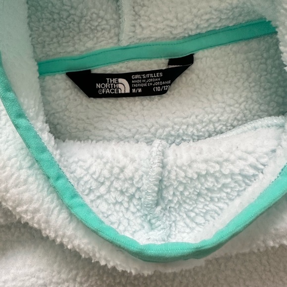 Girls North Face Pullover Size Medium(10-12) - Picture 3 of 6